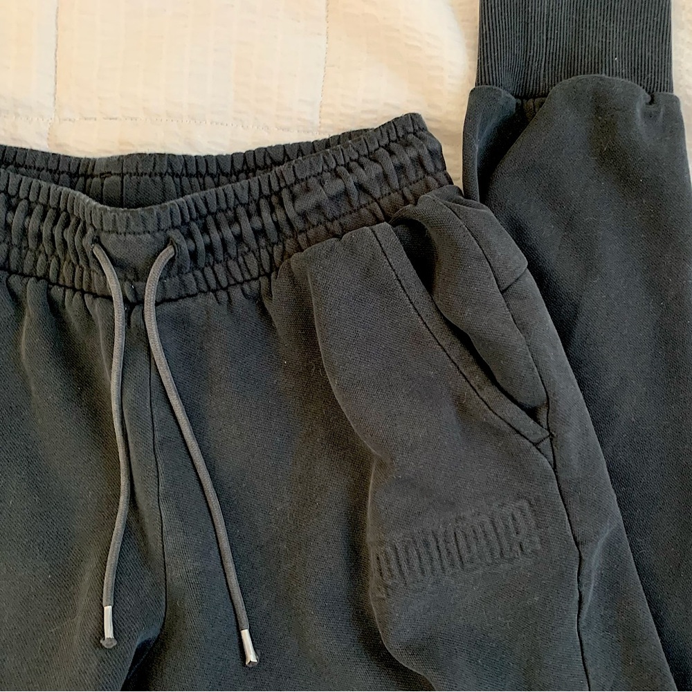 black puma sweatpants